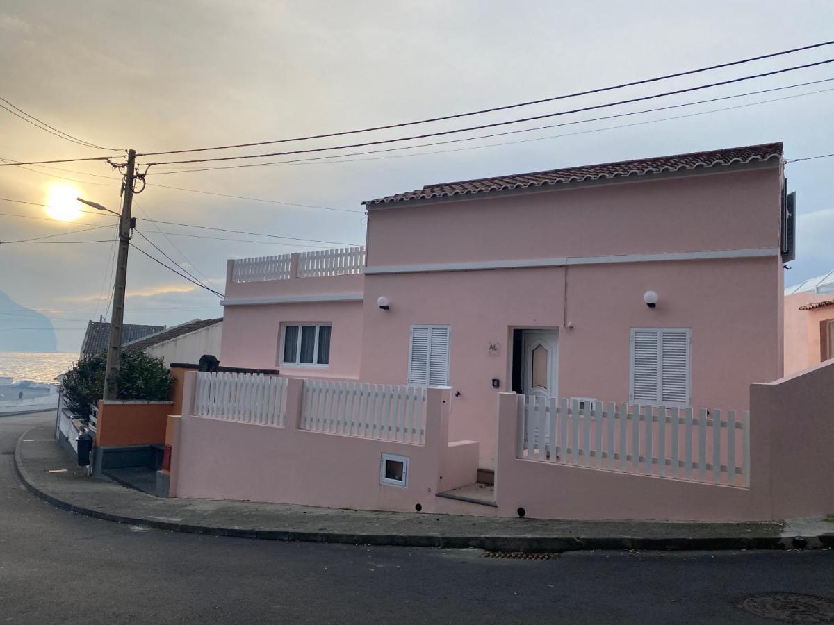 Casa Da Ribeira - Mosteiros Mosteiros  Extérieur photo